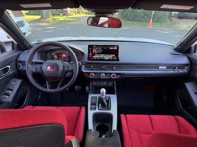 Used 2023 Honda Civic Type R image 15