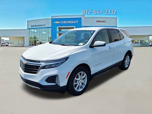 Used 2023 Chevrolet Equinox LT image 3