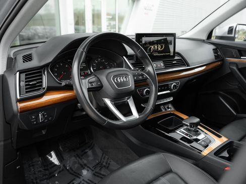 Certified 2023 Audi Q5 2.0T Premium w/ Convenience Package image 10