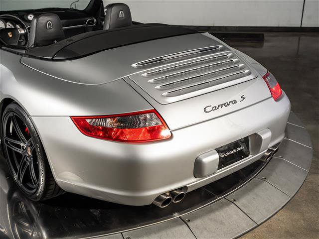 Used 2005 Porsche 911 Carrera S RWD image 37