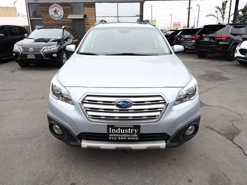Used 2016 Subaru Outback 2.5i Limited image 3
