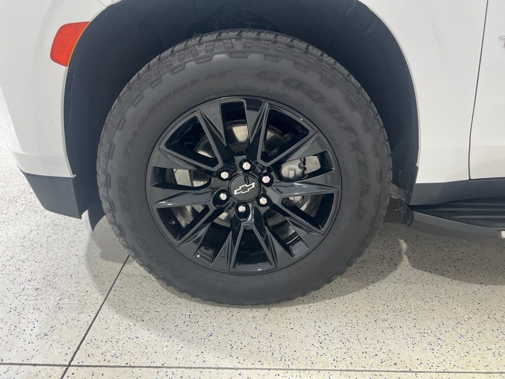 Used 2023 Chevrolet Tahoe Premier RWD image 31