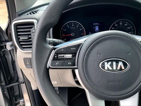 Used 2022 Kia Sportage LX image 22