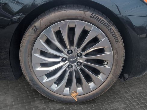 Used 2019 Genesis G90 3.3T Premium AWD/4WD image 32