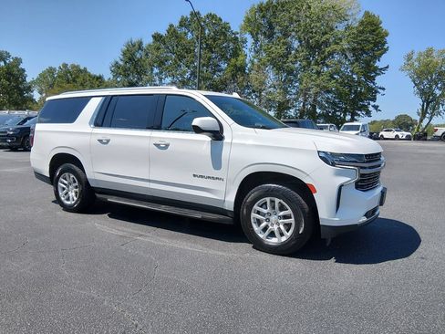 Used 2021 Chevrolet Suburban LT AWD/4WD image 2