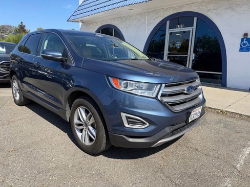 Used 2018 Ford Edge SEL w/ Equipment Group 201A FWD image 7