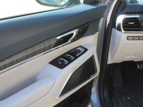 Certified 2023 Kia Telluride SX FWD image 20