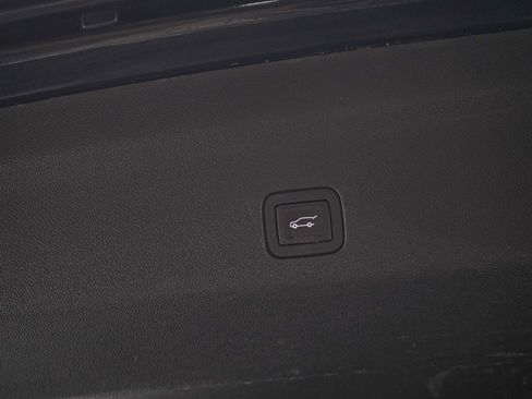 Used 2021 Cadillac Escalade Sport AWD/4WD image 21