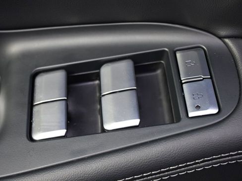 New 2026 Lincoln Navigator Reserve w/ Jet Appearance Package AWD/4WD image 24