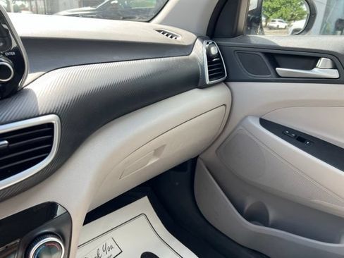 Used 2021 Hyundai Tucson Value AWD/4WD image 19