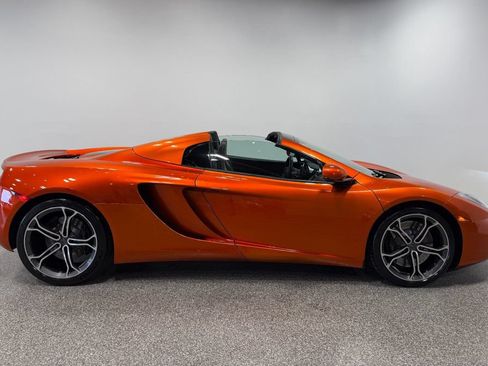 Used 2013 McLaren MP4-12C Spider RWD image 30