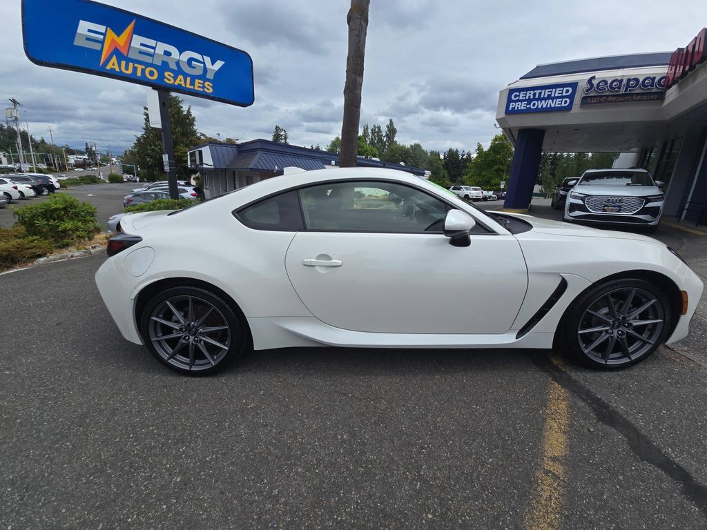 Used 2022 Subaru BRZ Limited RWD image 8