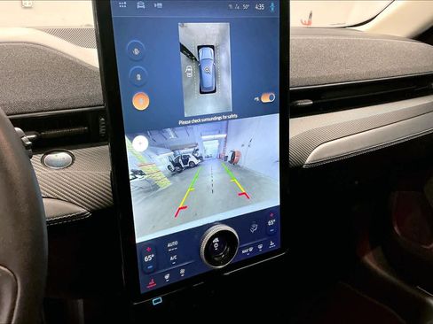 Used 2021 Ford Mustang Mach-E Premium image 23