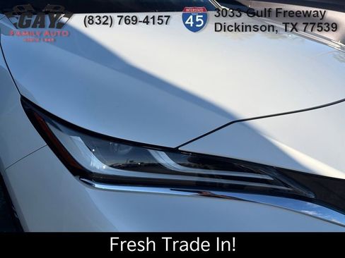 Used 2021 Toyota Venza XLE w/ Softex Package image 4