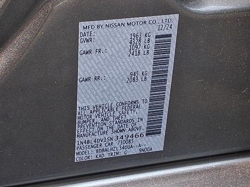Used 2025 Nissan Altima 2.5 SV FWD image 26