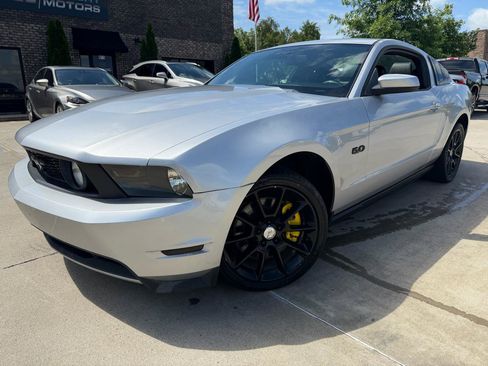 Used 2011 Ford Mustang GT Premium w/ GT Coupe Accessory Pkg 1 RWD image 1