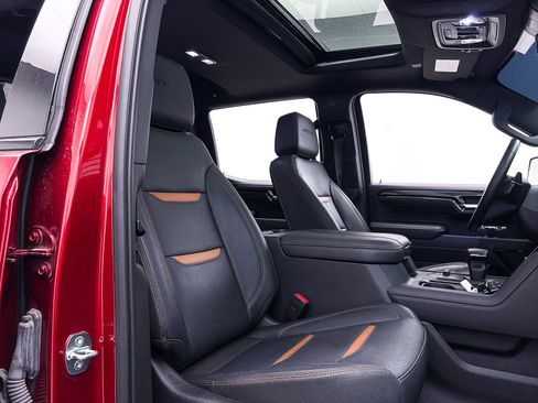 Used 2023 GMC Sierra 1500 AT4 w/ Technology Package image 39