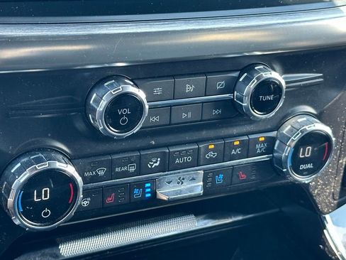 Used 2021 Ford F150 Lariat w/ Equipment Group 502A High AWD/4WD image 16