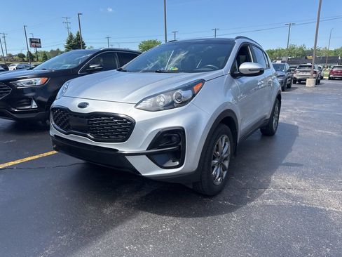 Used 2021 Kia Sportage S w/ S AWD Premium Package image 4