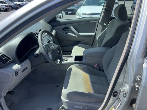 Used 2007 Toyota Camry CE FWD image 11
