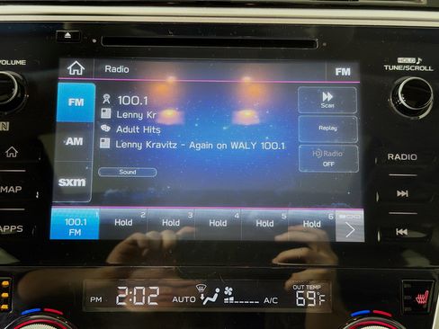 Used 2019 Subaru Outback 2.5i Limited image 16