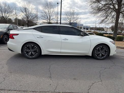Used 2017 Nissan Maxima Platinum w/ Medallion Package image 8