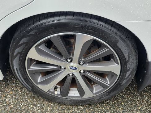 Used 2017 Subaru Legacy 2.5i Limited AWD/4WD image 33