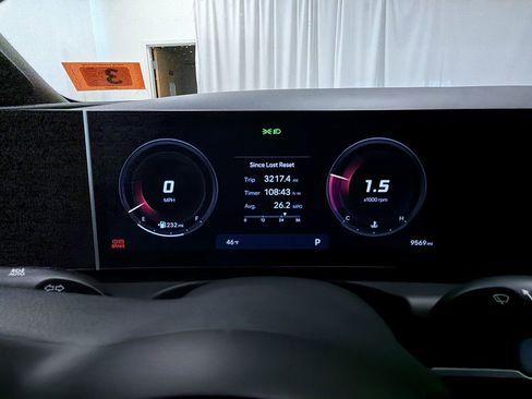 Used 2025 Hyundai Santa Cruz SEL image 14