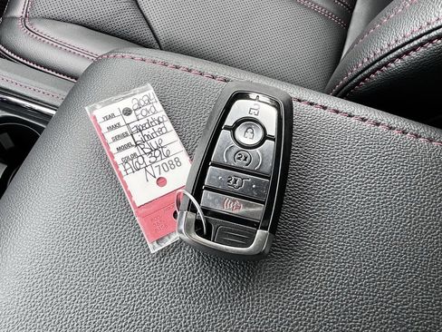 New 2024 Ford Expedition Limited image 48