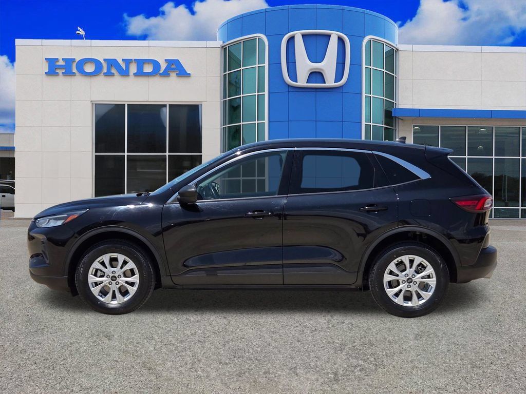 Used 2024 Ford Escape Active AWD/4WD image 6