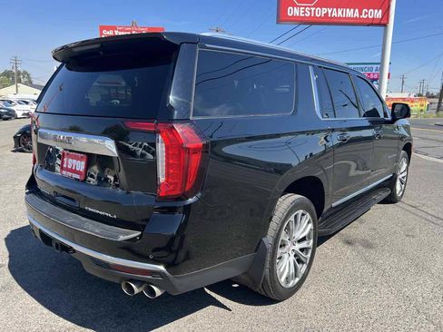 Used 2021 GMC Yukon XL Denali AWD/4WD image 5