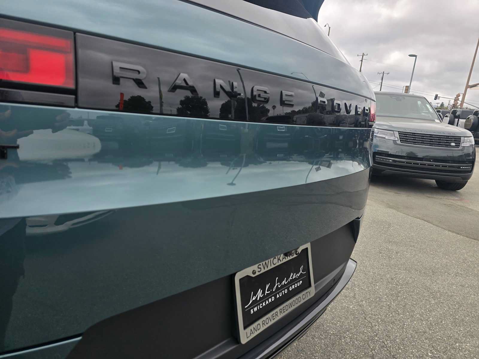 New 2027 Land Rover Range Rover Sport SE AWD/4WD image 14