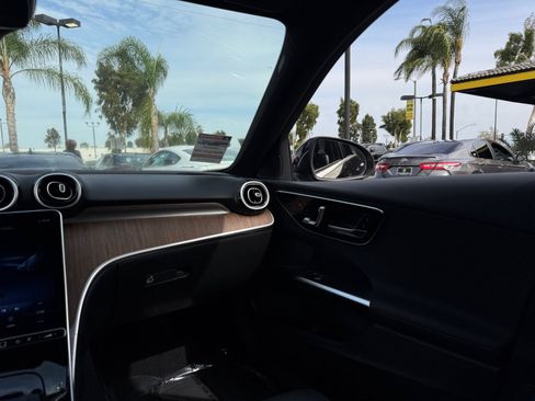 Used 2025 Mercedes-Benz C 300 Sedan image 22