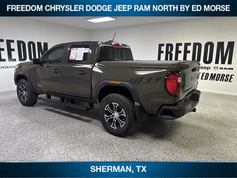 Used 2023 GMC Canyon AT4 w/ Technology Package AWD/4WD image 6