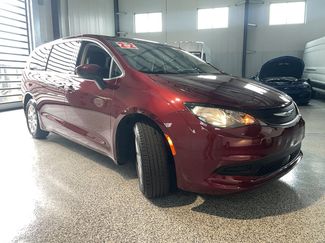 Used 2022 Chrysler Voyager LX video 1