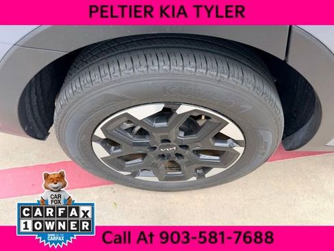 Used 2024 Kia Sorento S w/ Panoramic Sunroof Package FWD image 14