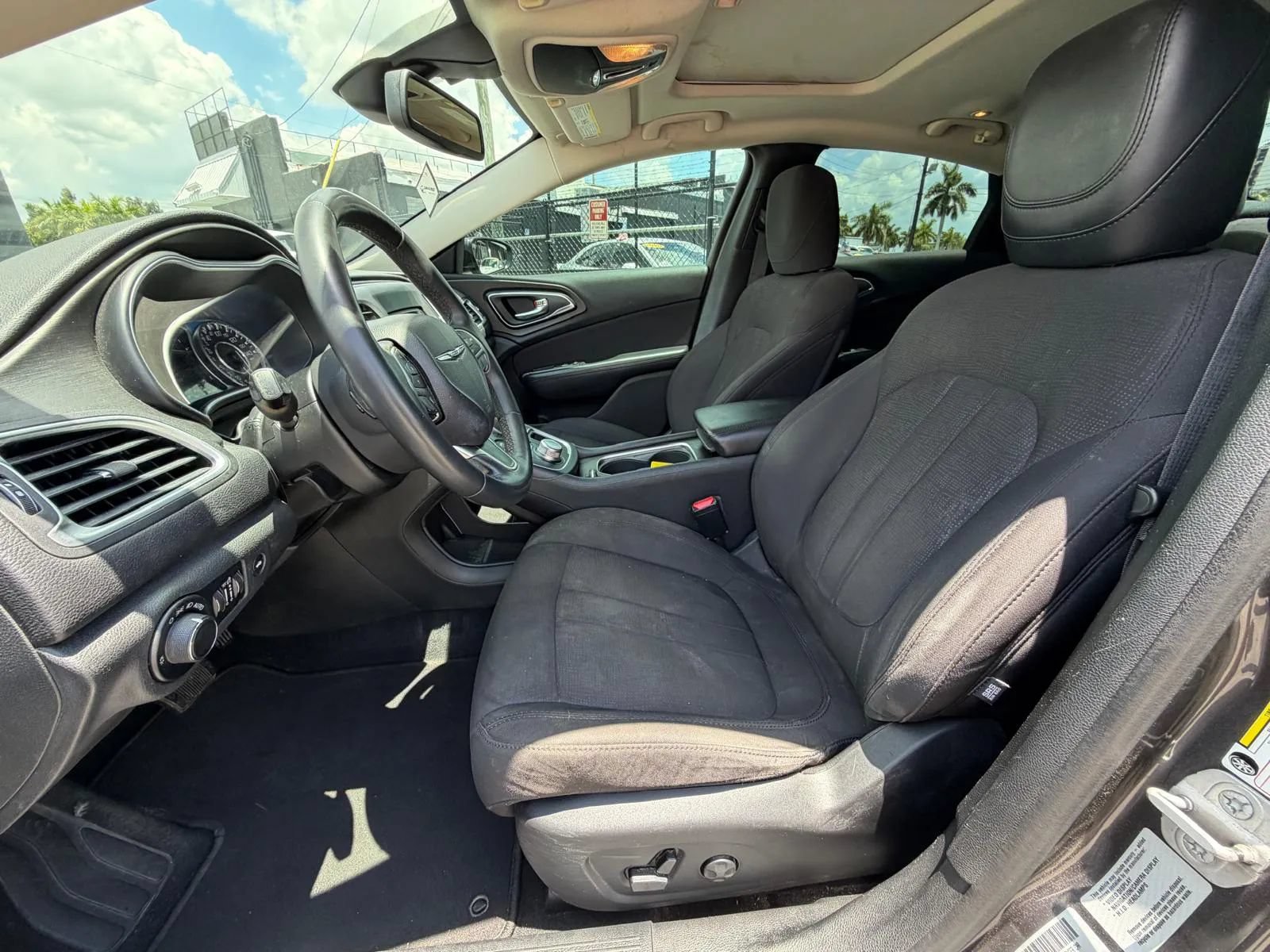 Used 2015 Chrysler 200 Limited w/ Convenience Group FWD image 12