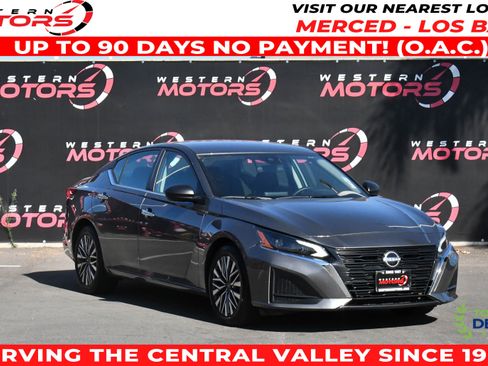 Used 2025 Nissan Altima 2.5 SV FWD image 1