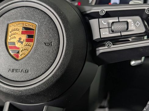 New 2026 Porsche Macan AWD/4WD image 38