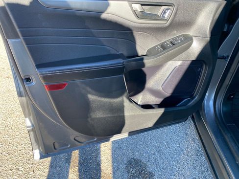 Used 2023 Ford Escape Active image 12