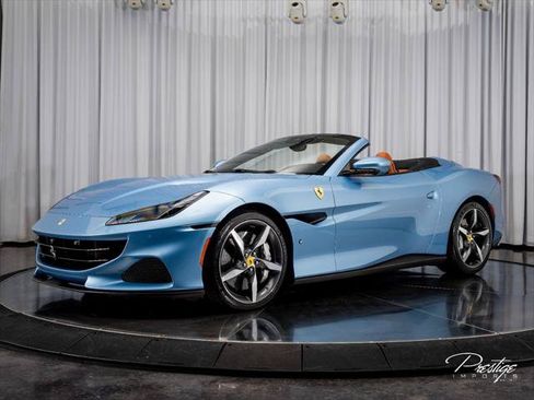 Used 2023 Ferrari Portofino M RWD image 8