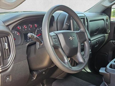 Used 2023 Chevrolet Silverado 1500 Custom w/ Rally Edition RWD image 10