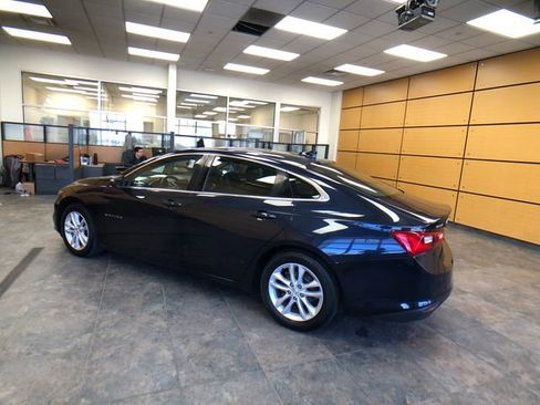Used 2016 Chevrolet Malibu LT w/ Leather Package image 5