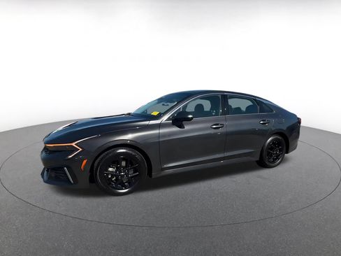 Used 2025 Kia K5 LXS FWD image 8