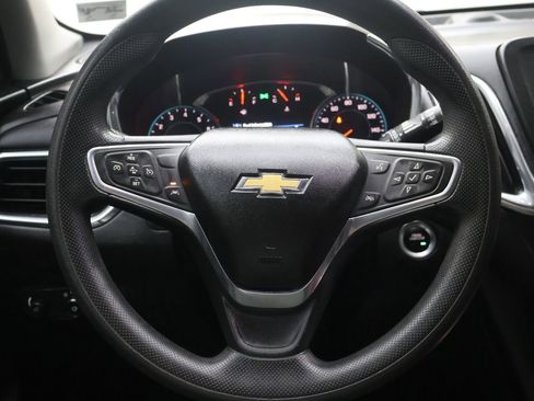 Used 2020 Chevrolet Equinox LT image 18