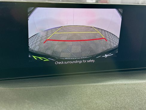 Used 2024 MAZDA MAZDA3 s image 23