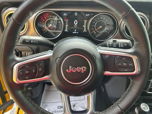 Used 2021 Jeep Wrangler Unlimited Sahara AWD/4WD image 16
