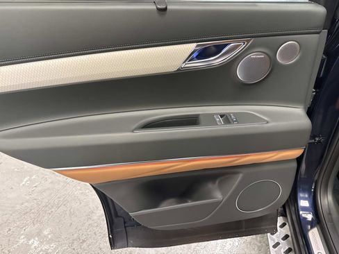 New 2026 Genesis GV80 2.5T Advanced image 11