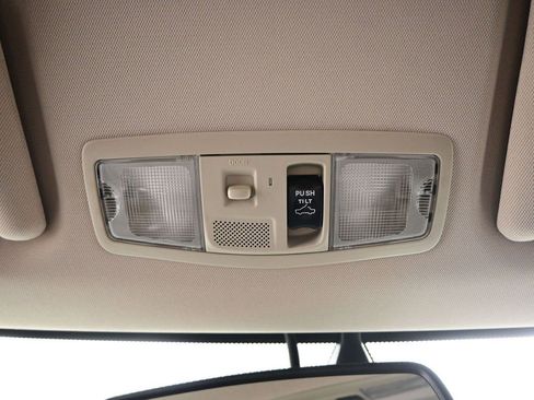 Used 2019 Mitsubishi Outlander SEL image 26