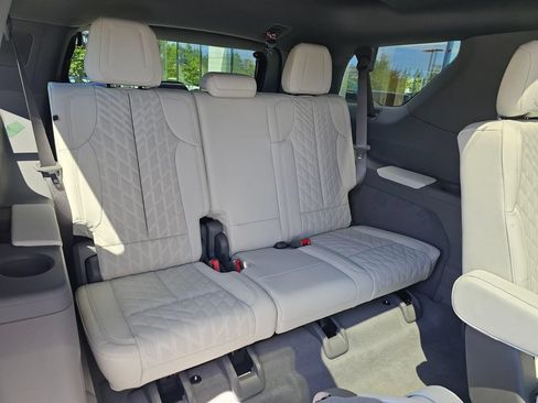 New 2026 Cadillac Escalade IQL Luxury AWD/4WD image 13